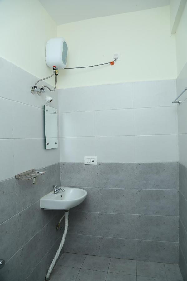 Hotel Bangalore Airport Inn, Airport Pickup & Drop Available 24X7 Yelahanka Exteriör bild